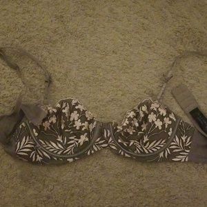 Natori Flower Bra 34B